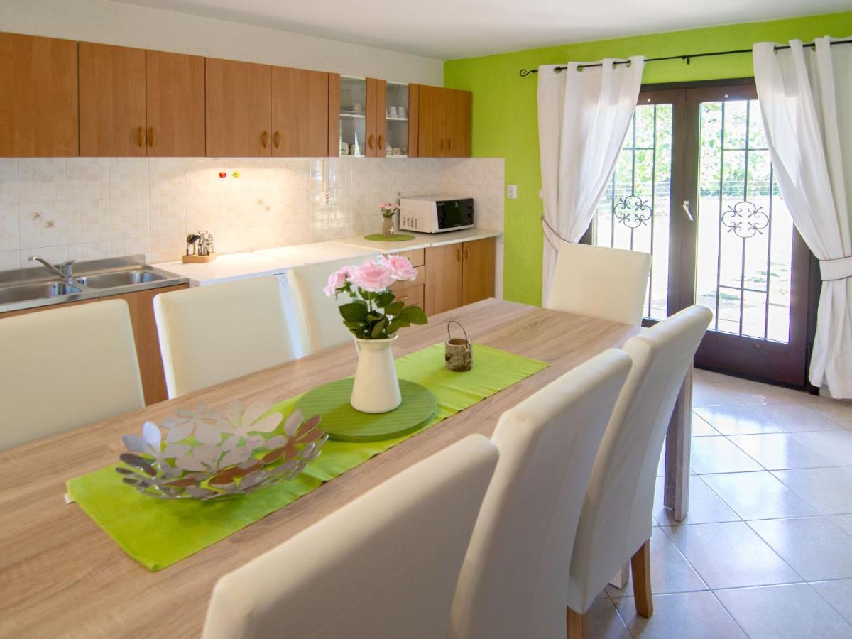 Holiday Home Sara - Prc136 By Interhome ポレッチ エクステリア 写真